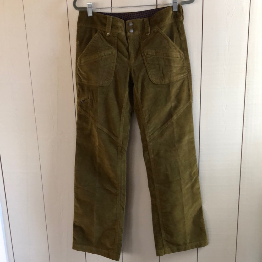 Athleta Women’s pant. Size 6